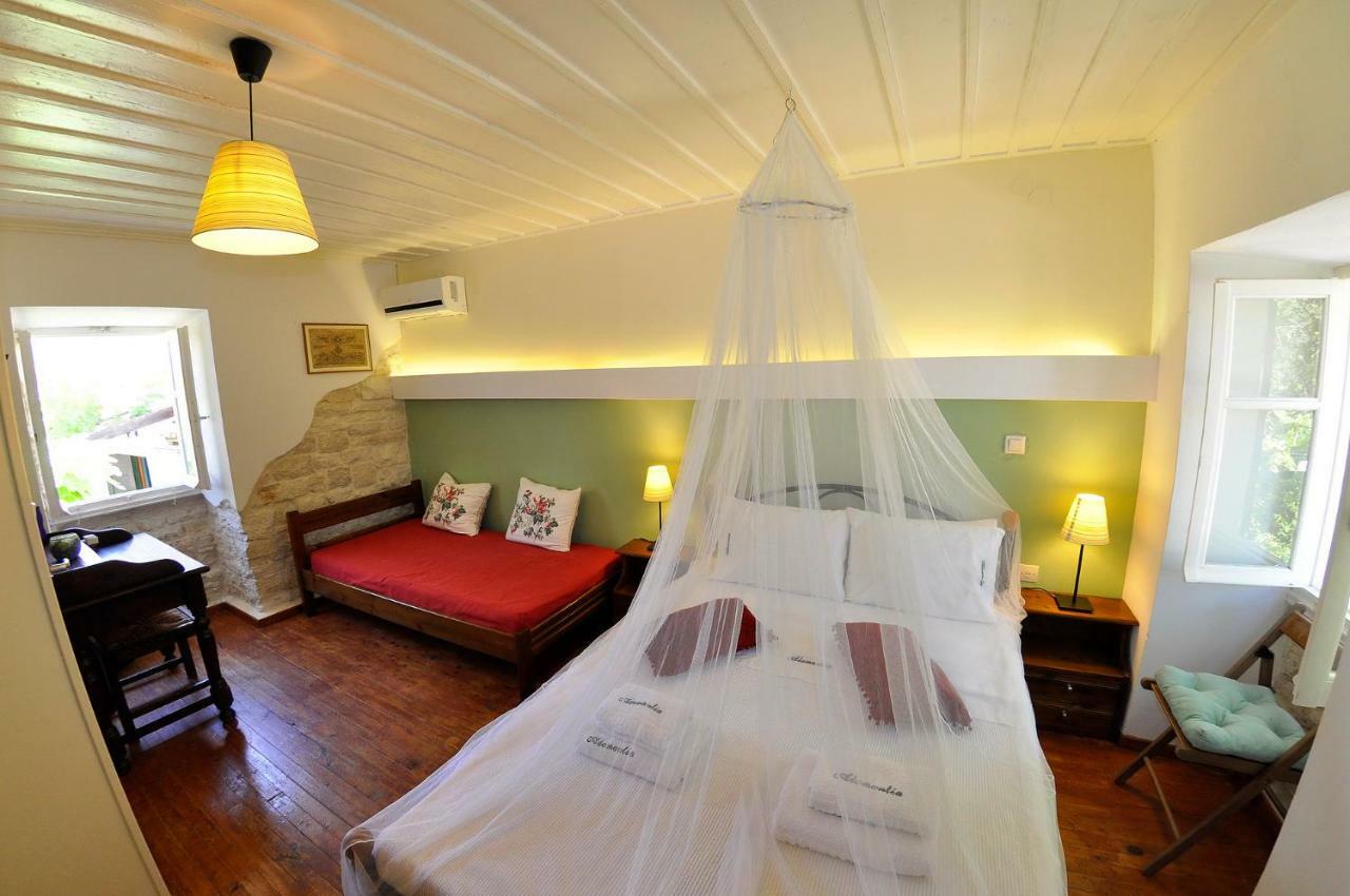 Adamantia Hotel Gaios Exteriör bild